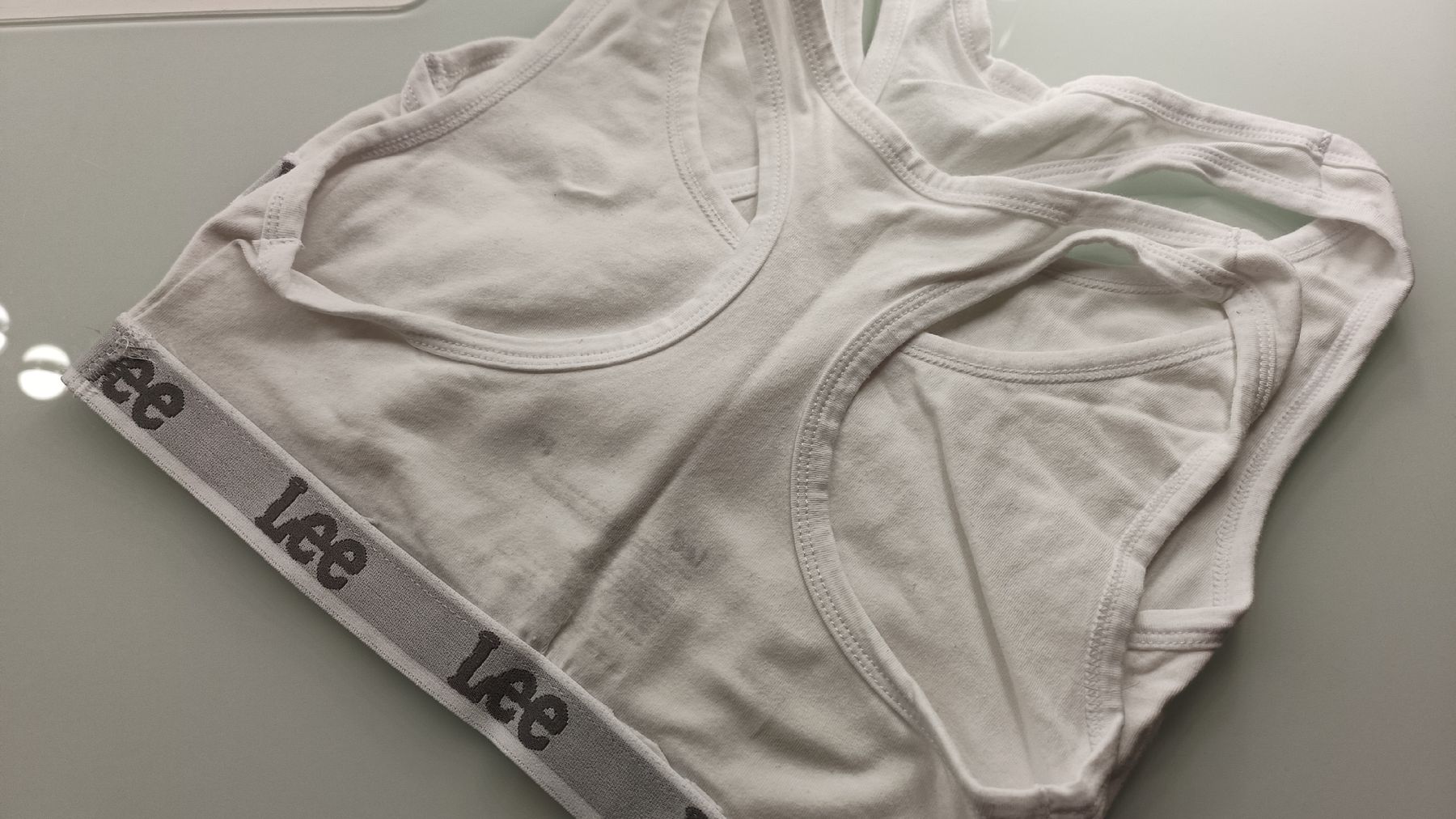 Altra biancheria intima: 2 Bustier "M" Lee – Usato da Villmergen venduto da toptip1970 1