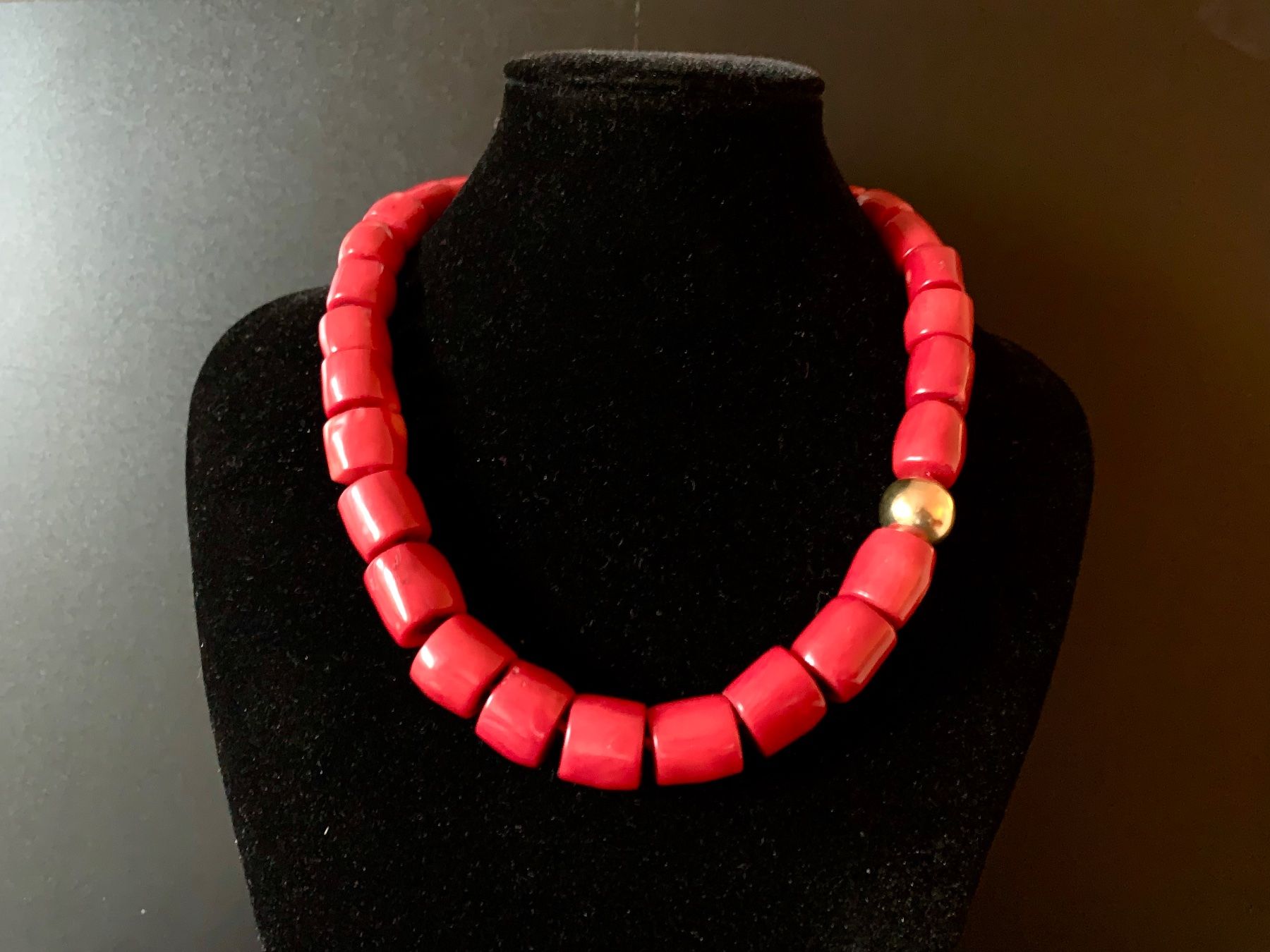 Catenine: Rote Korallen Halskette - Vergoldet – Nuovo e nell'imballaggio originale da Rüschlikon venduto da ThereseJewelryDesign 1
