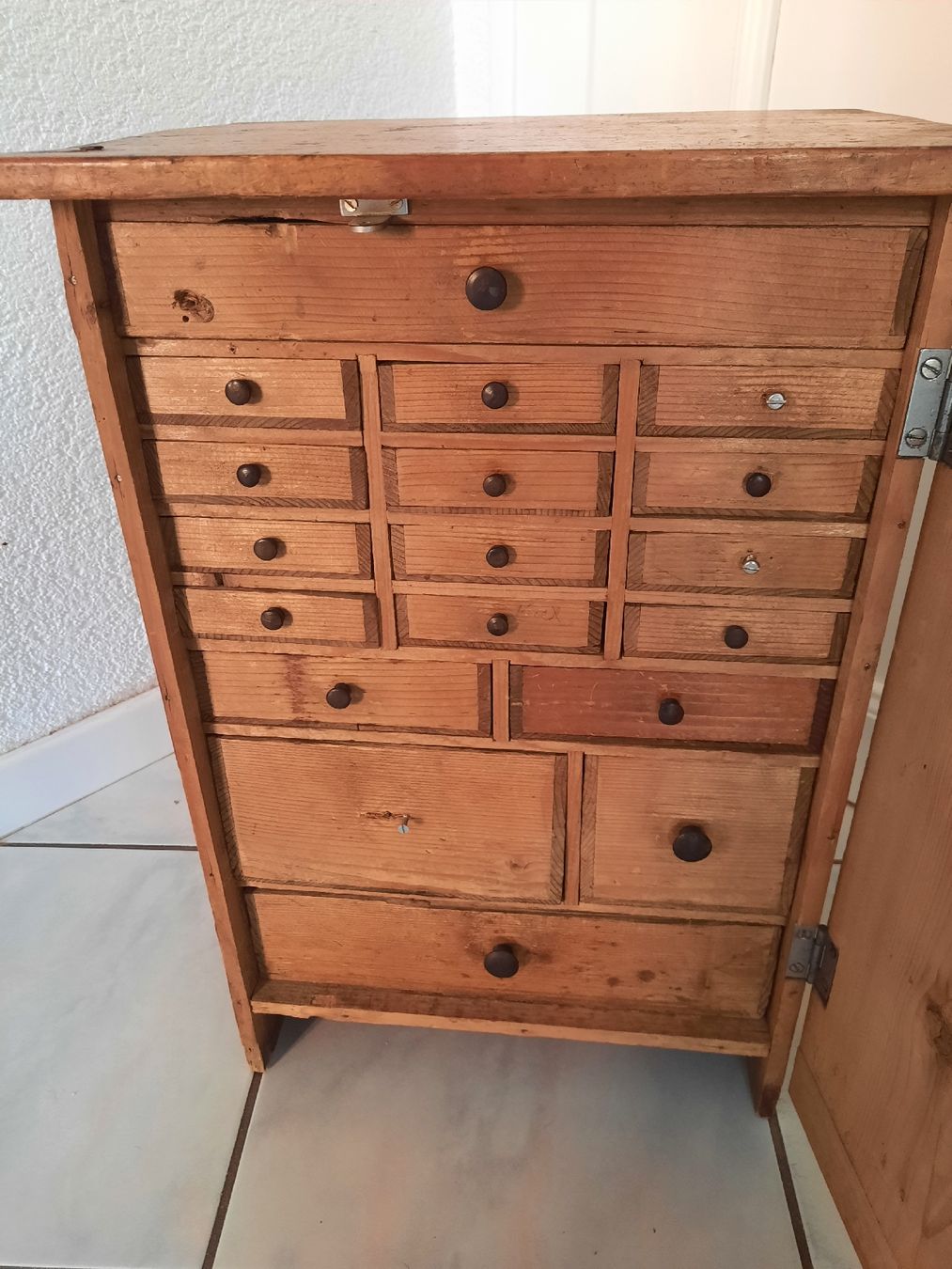 Schränke: Ancienne LAYETTE D'HORLOGER – Gebraucht aus Le Locle von marylise01 1