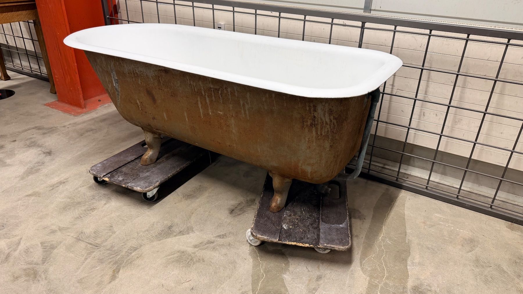 Vasche da bagno: baignoire vintage émaillé – Usato da Biel/Bienne venduto da pvintage 2