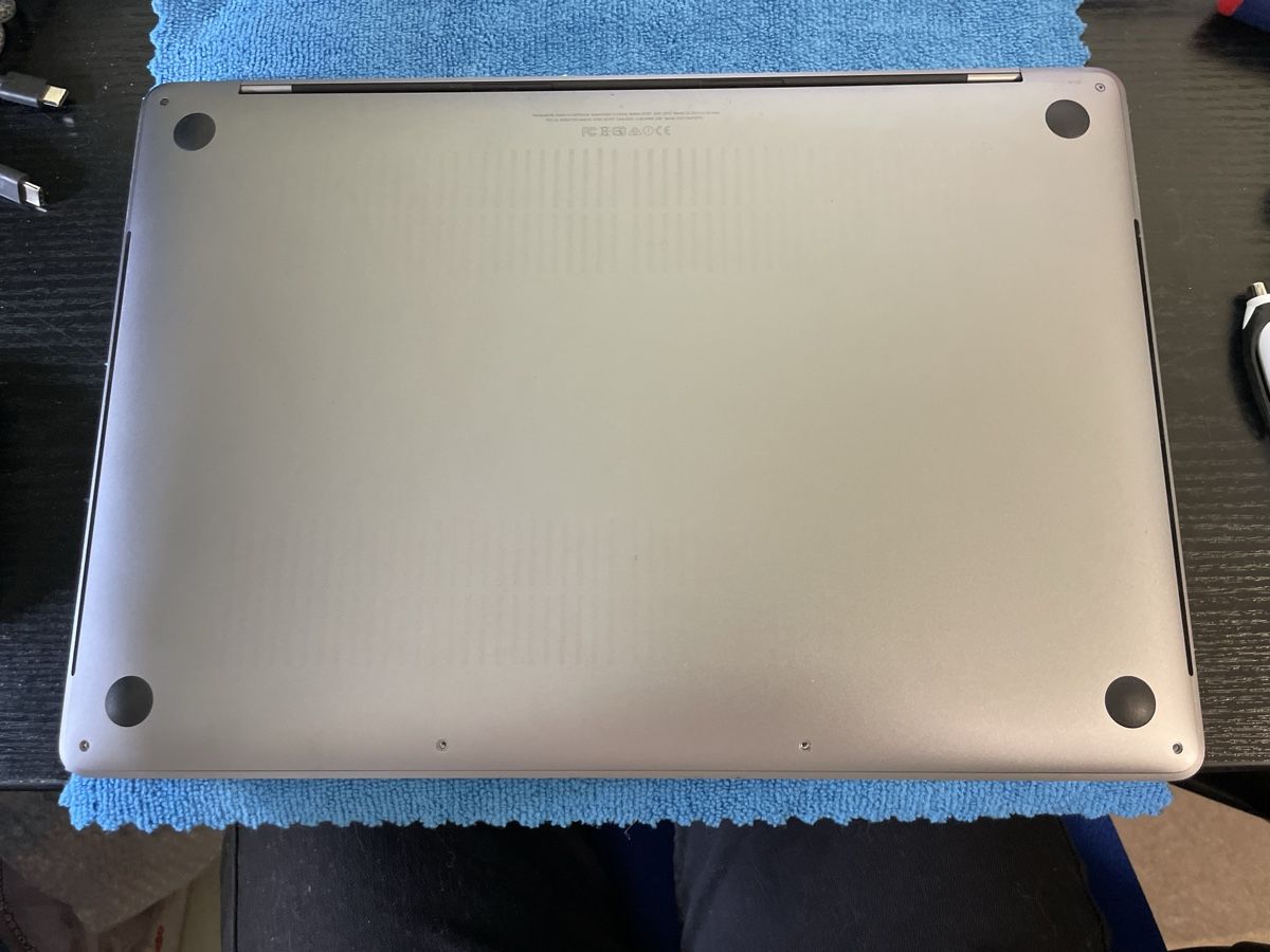 Apple Notebooks: MacBook Pro A1707 Def. – Defekt aus Abtwil sg von Kueng.MultiOutlet 5