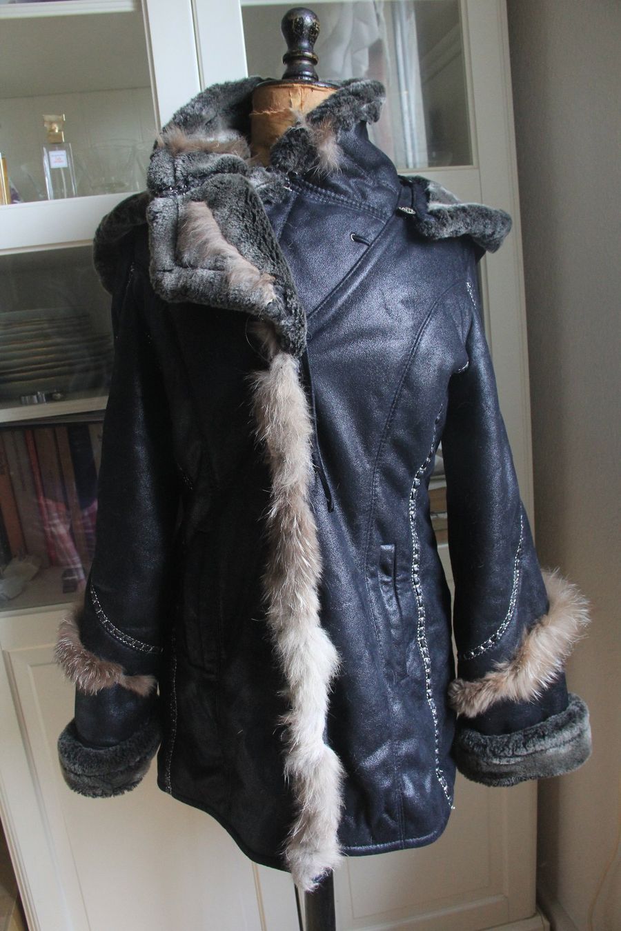 Vestes: Vintage Lammfell – D'occasion à Basel par pak11