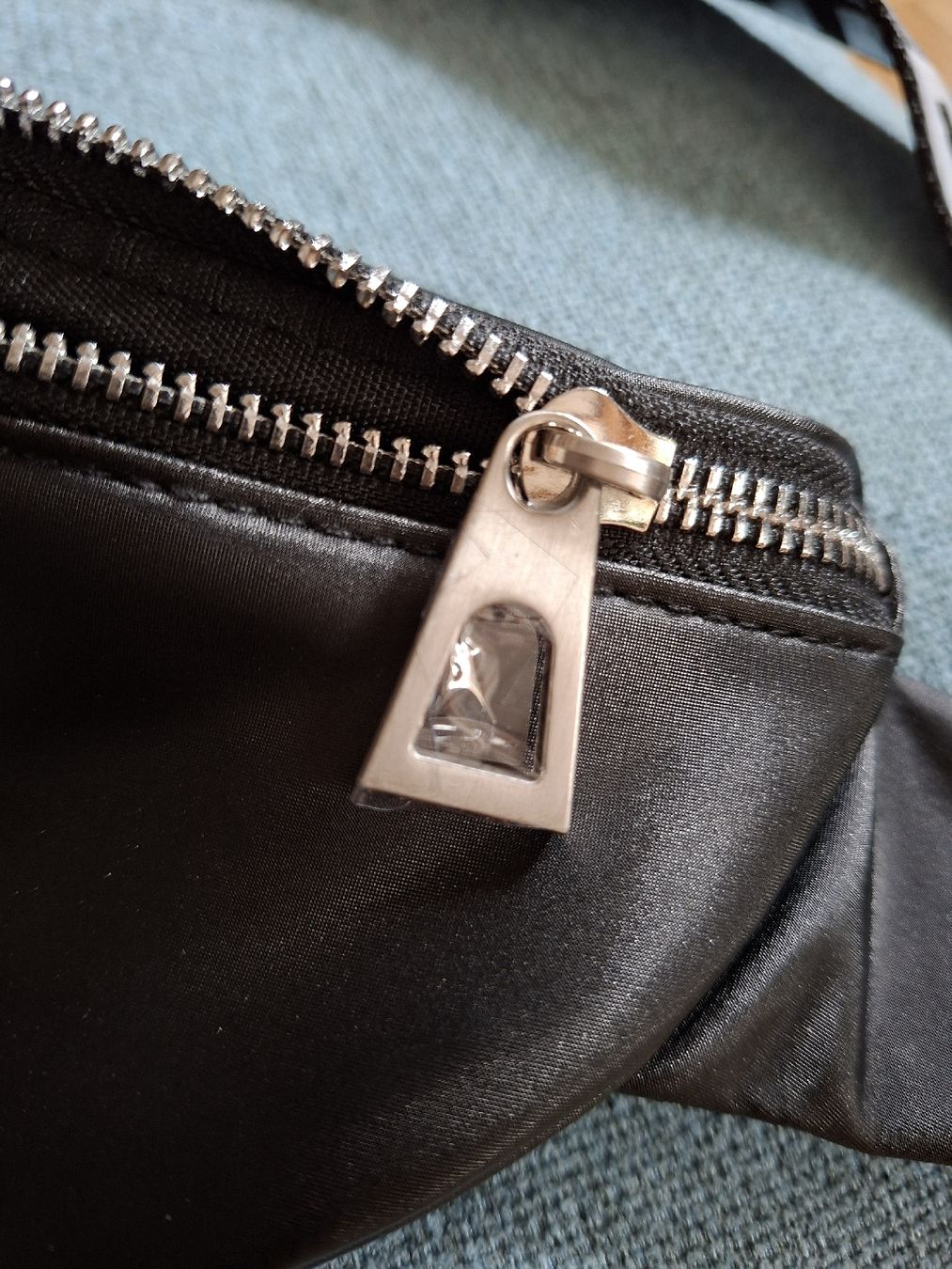Versace Sacs femmes: Sac banane Versace – Neuf avec emballage d'origine à Gumefens par izalala 2