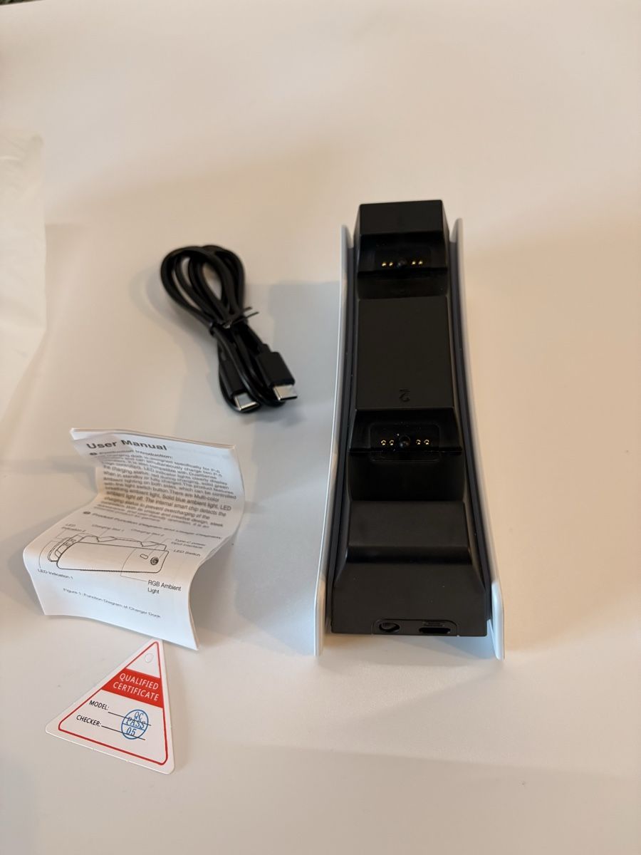 Sony Adattatori & Cavi: PS5 Dual Controller Ladestation – Nuovo (secondo la descrizione) da Frauenfeld venduto da isa_9cy7 2