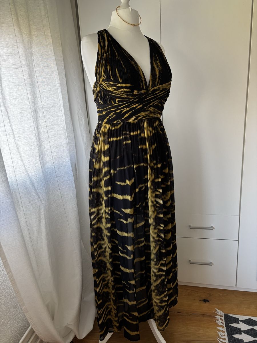 Roberto Cavalli Kleider: 100% Seide Roberto Cavalli Maxikleid Gr.46 Neue – Neu und originalverpackt aus Wangen ZH von tel_gxb5 1