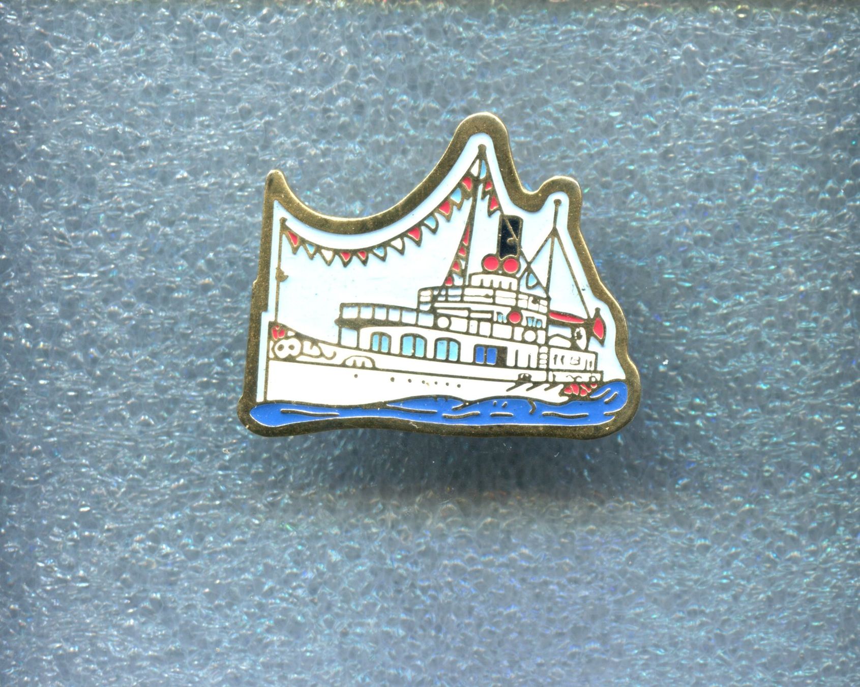 Placchette & Badge: Dampfschiff  VIERWALDSTÄTTERSEE – Usato da Winterthur venduto da Sammleroase