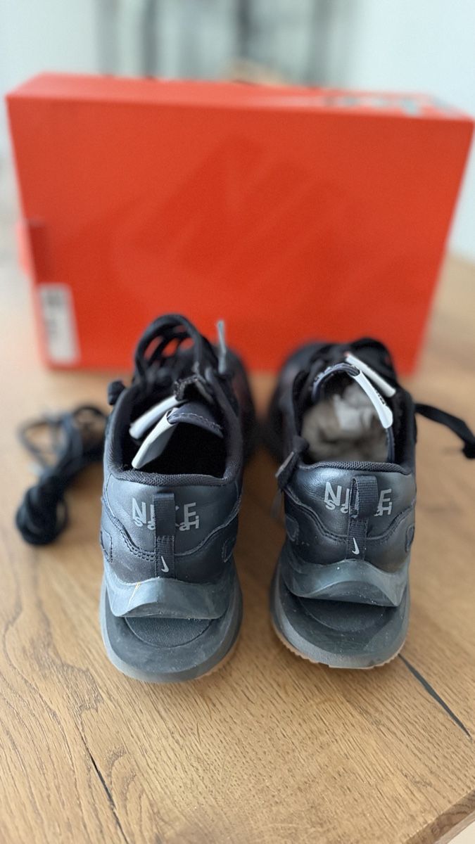 Nike Scarpe da uomo: Nike vaporwaffle / Sacai – Usato da Paudex venduto da Its_sorayadasilva 2