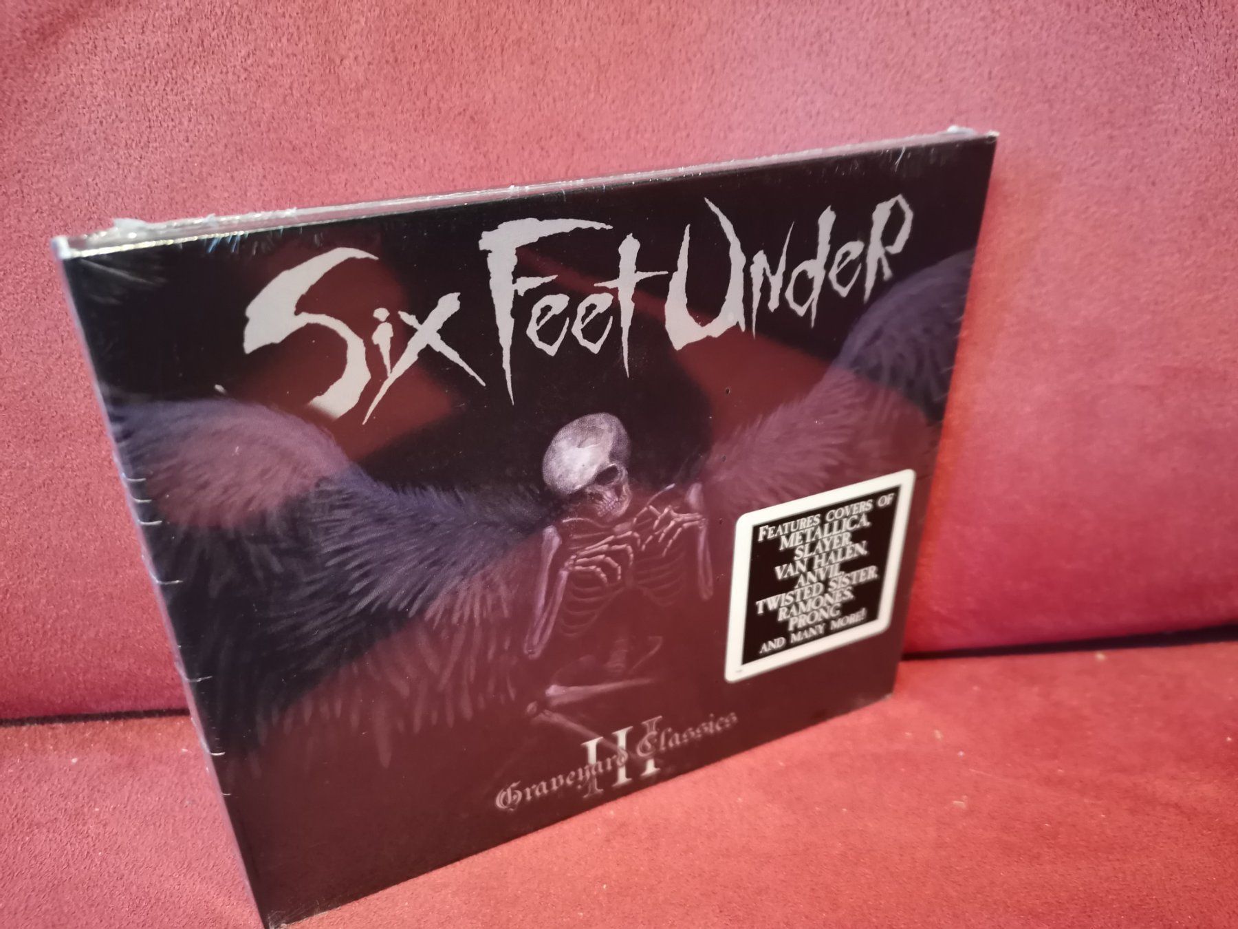 CD: Six Feet Under CD Graveyards Classics III – Nuovo e nell'imballaggio originale da Zofingen venduto da noise123
