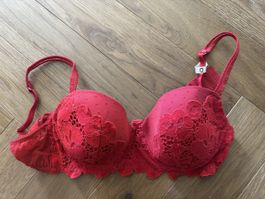 Intimissimi-BH rot mit Spitze Grösse D neu