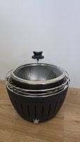 Lotus Grill mit Deckel und Platte