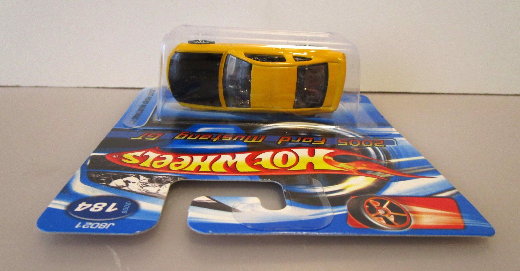 Hot Wheels Modellautos: HOT WHEELS 2005 FORD MUSTANG GT - J8021 – Neu und originalverpackt aus Chêne-Bourg von breno56 3