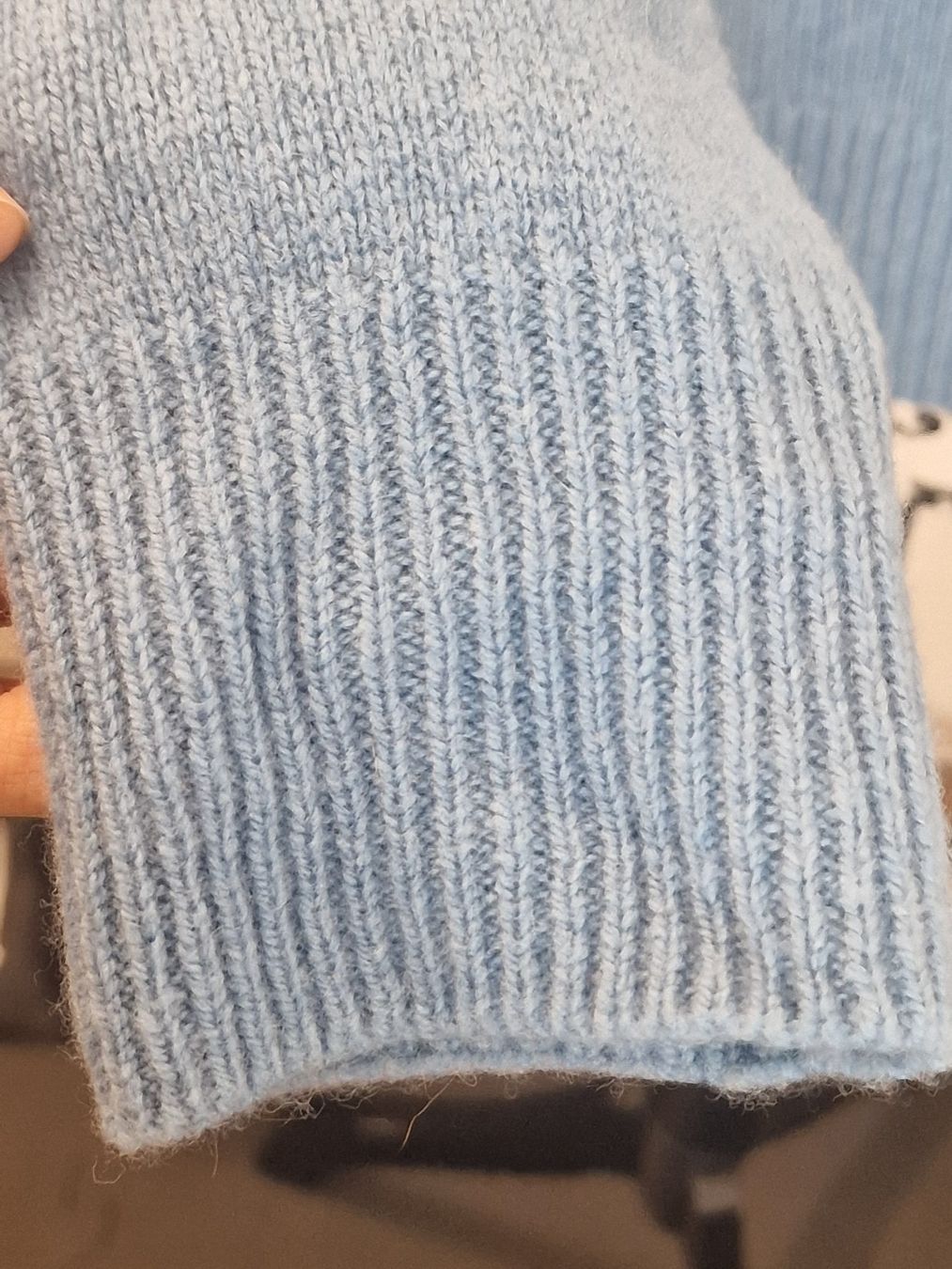 Maglioni & Felpe: Damen Pullover Sunspel hellblau S wolle neuwertig – Nuovo (secondo la descrizione) da Meierskappel venduto da HeartWear 2