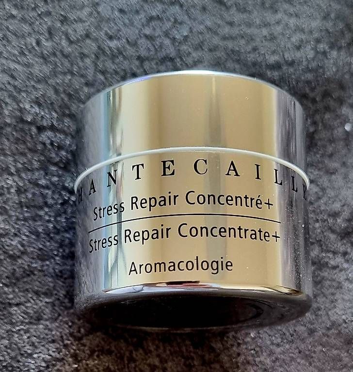 Soins du visage: Chantecaille  Stress Repair Concentrate+ – D'occasion à Fribourg par mar_2gcs