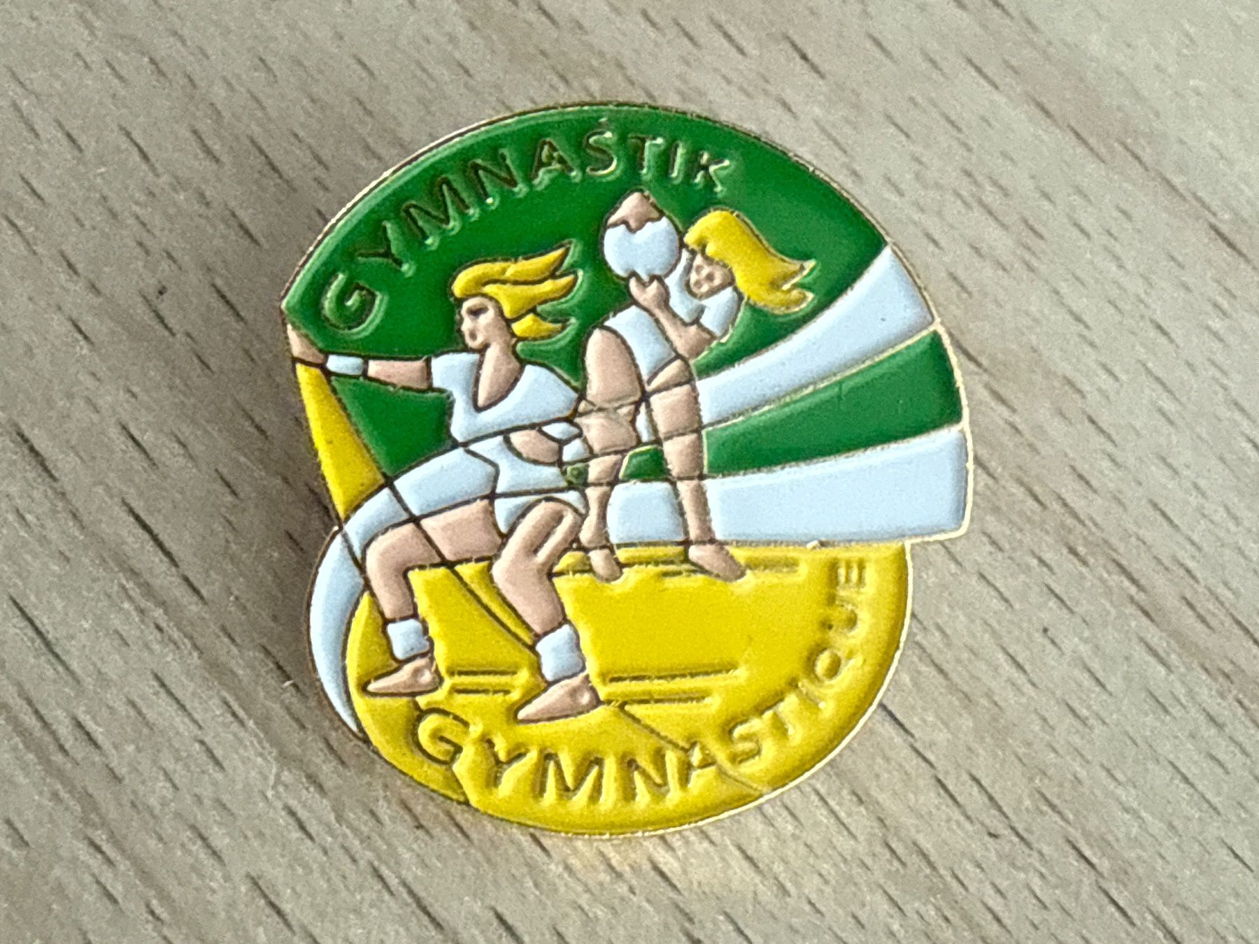 Placchette & Badge: Pin  Gymnastik – Usato da Glattbrugg venduto da Schweigmatt