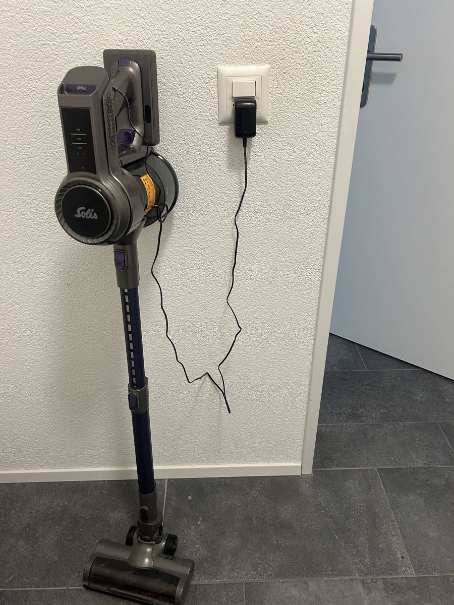 Aspirapolveri & Accessori: Kabelloser Staubsauger – Nuovo (secondo la descrizione) da Aarburg venduto da mel_t6n9 1
