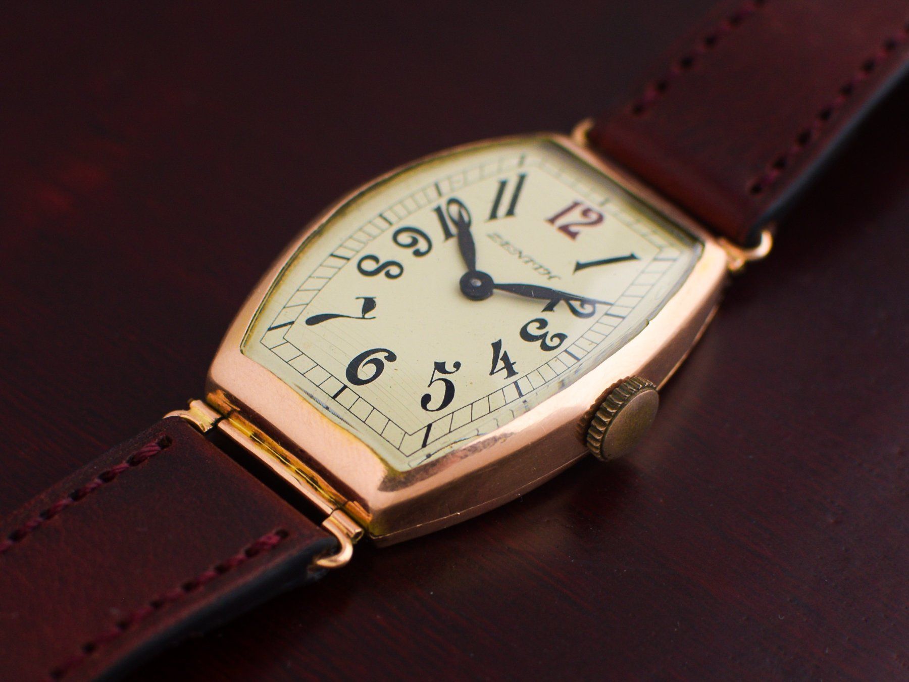 Zenith Uhren: Zenith Tonneau 14kt Rose Gold from 1920s – Gebraucht aus St. Gallen von Andrej99 4