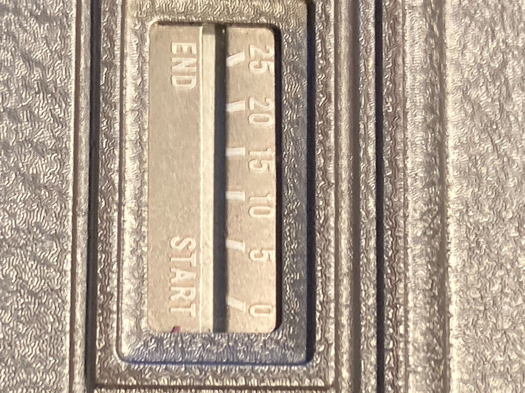 Kamera: Bell & Howell. - Two Twenty – Gebraucht aus Zürich von Chaeffeler 4
