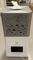 Electrolux Humidifier - Like New, Perfect for Dry Winter Air