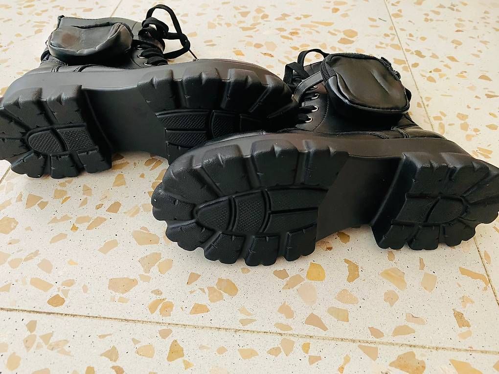 Scarpe da donna: Bottines militaires – Nuovo (secondo la descrizione) da Lausanne venduto da Ana_Agelina17