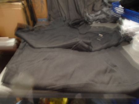 Kapuzenpullover Grösse XS, H&M, schwarz/Bauchtasche