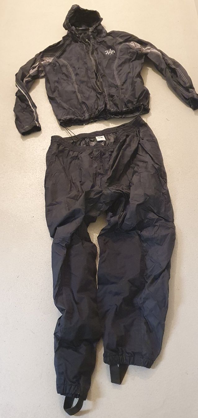Completi: Regenschutz – Usato da Winterthur venduto da Epi52 1