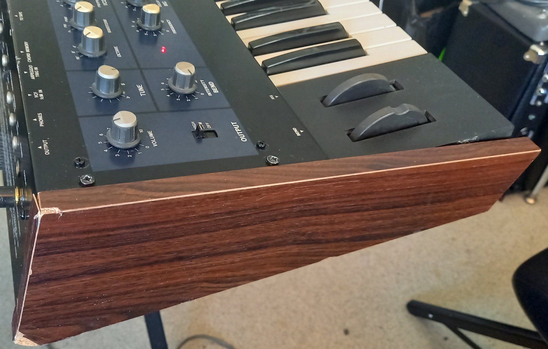 Korg Instruments de musique: Korg Polysix Synthesizer – D'occasion à Luzern par garlicia 5