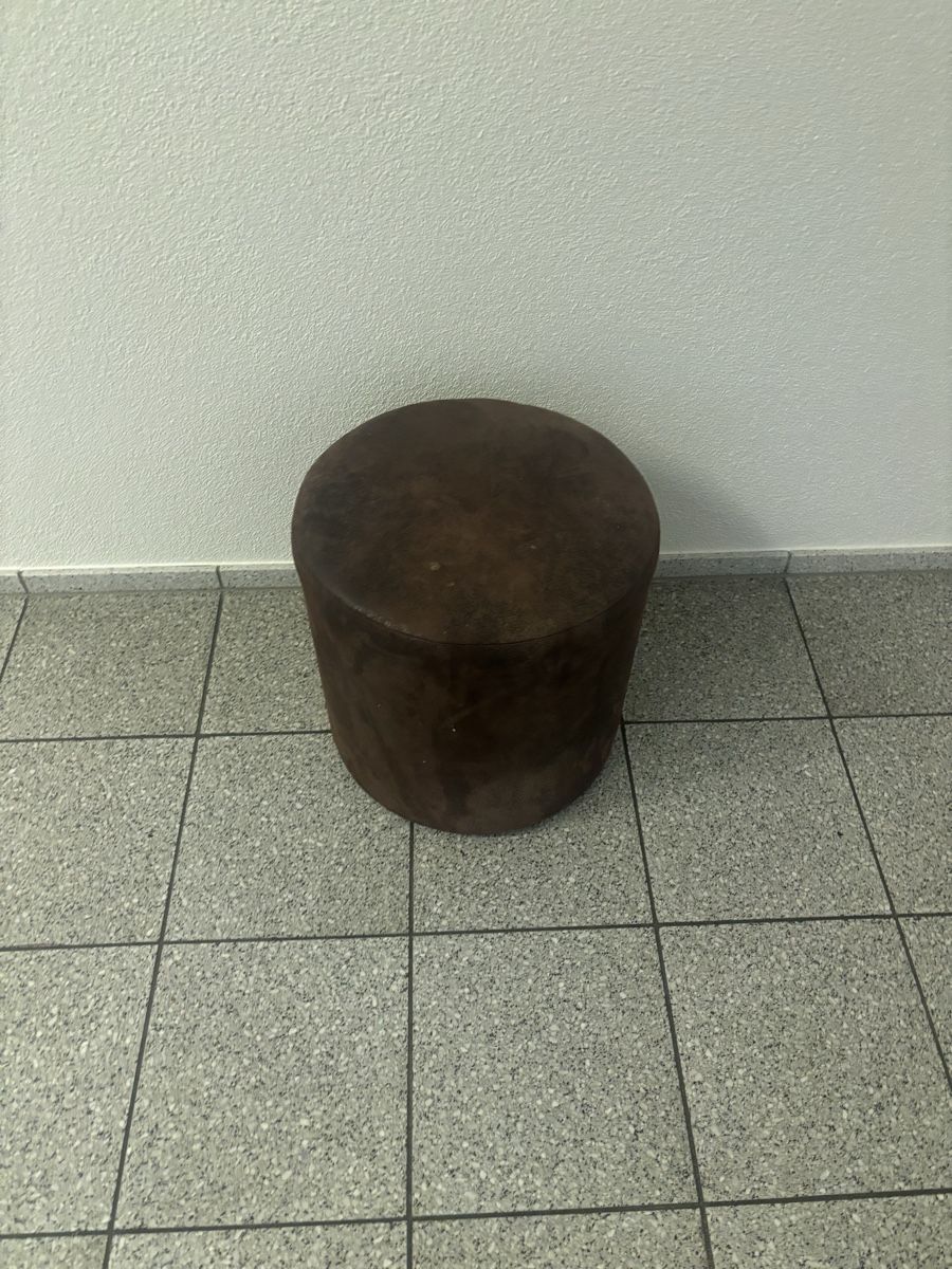 Hocker: Hocker – Gebraucht aus Brüttisellen von business_peter 1