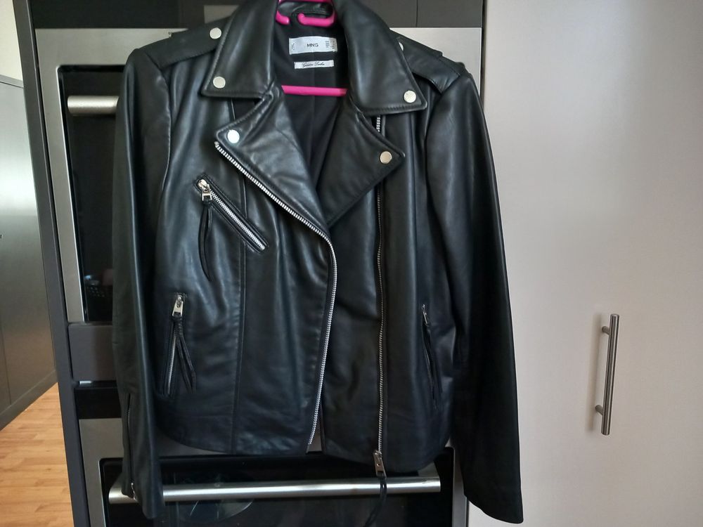 Veste New Look Noire Taille 18 - Neuve Sans étiquettes, Prix Conseillé 30€, Coupe Régulière