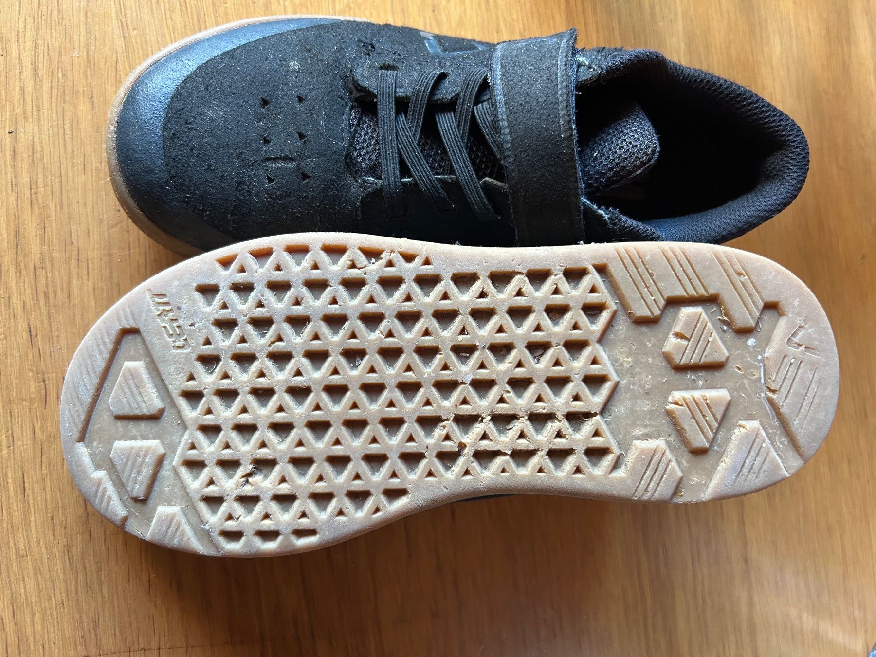 Leatt Chaussures garçon: Kinderbikeschuh vom Leatt – D'occasion à Wimmis par raphunk