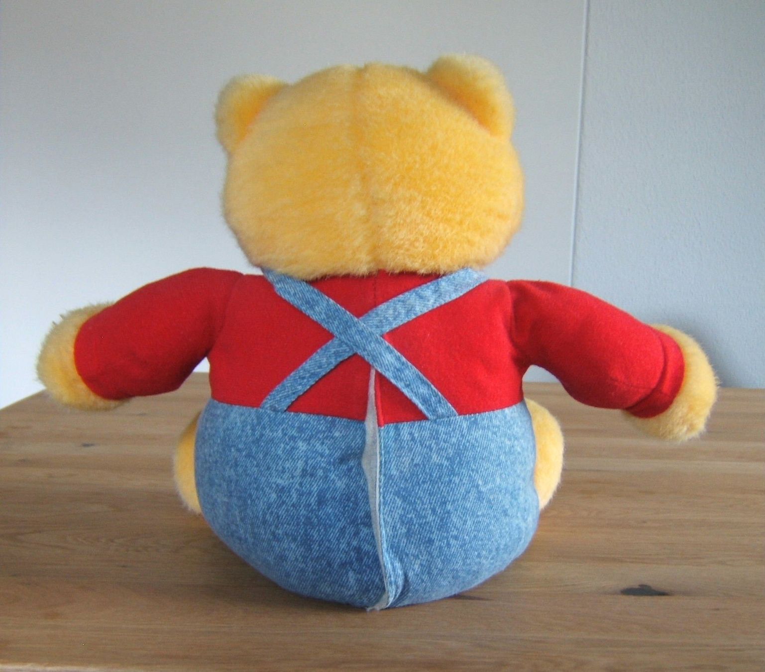 Disney Jouets: GROSSER WINNIE THE POOH BÄR – D'occasion à Brunnen par Nonne04 2