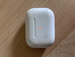 APPLE AirPods Pro 1 Charging Case
