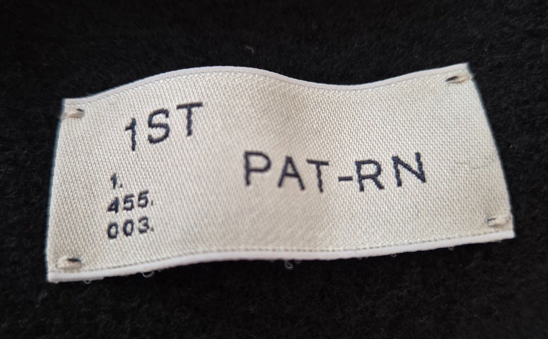 Cappotti: 1ST PAT_RN FIELD "19 MICRON KNIT" PURE WOOL - L – Usato da Zofingen venduto da Tabunis 4