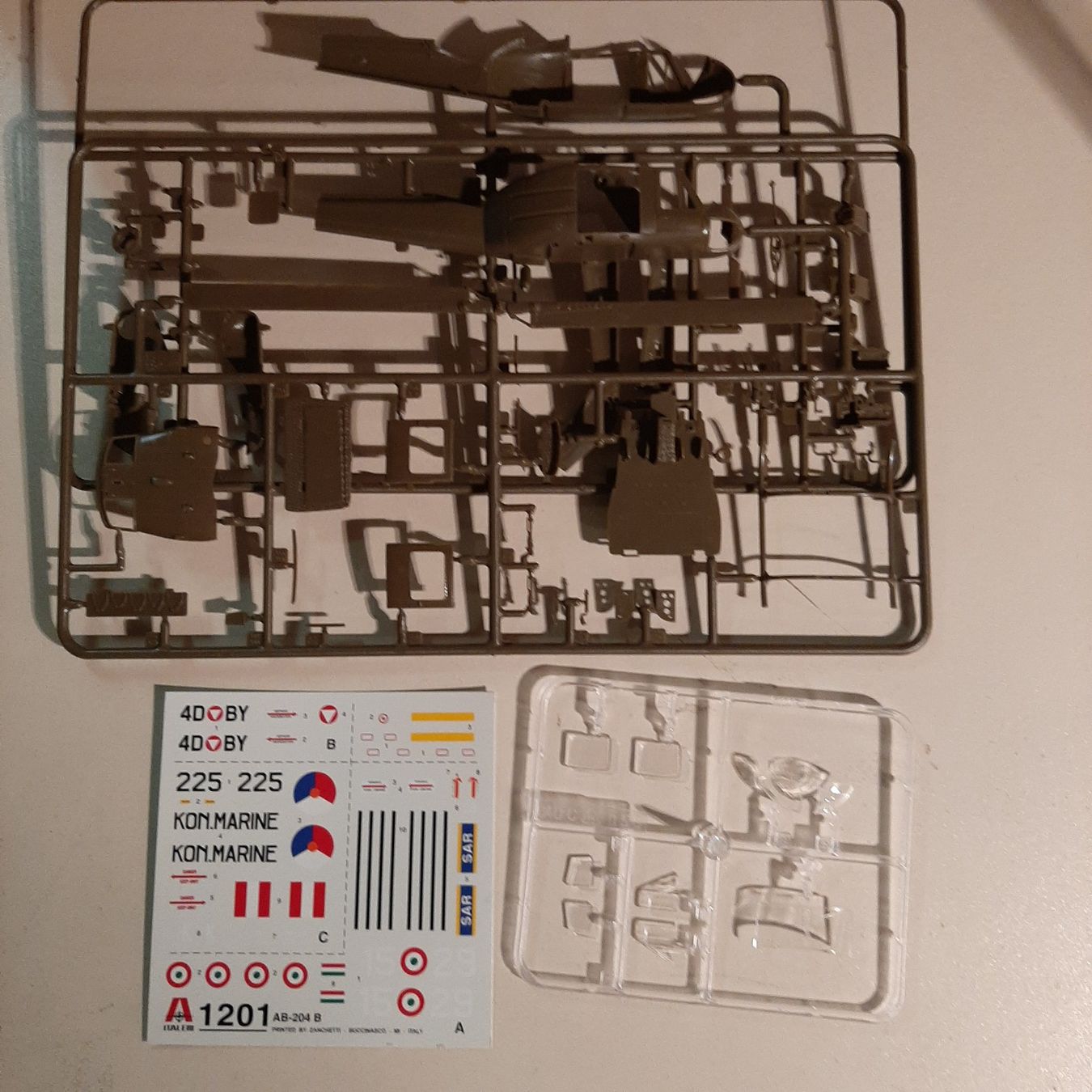 Italeri Kit di modellismo & Modellini statici: 1045 ... Bell AB-204 B ... Italeri 1201 – Usato da Bonstetten venduto da Benibanny59 5