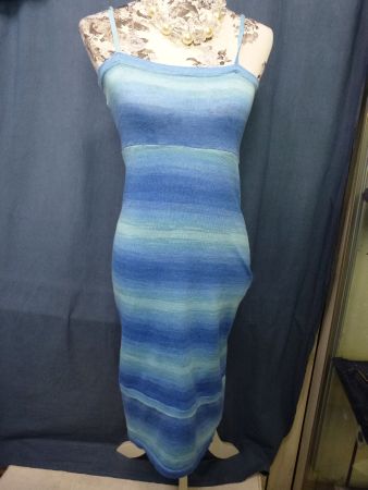 TRÄGERKLEID BLAUTÖNE GR S DÜNNE TRÄGER LANG GR S NEU SOMMER