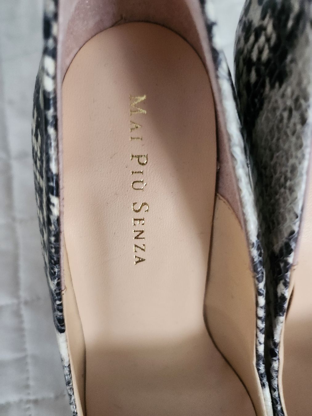 Scarpe da donna: Scarpa chiusa décolleté MAI PIÙ SENZA  – Nuovo (secondo la descrizione) da Morbio Inferiore venduto da vin_fdj2 3