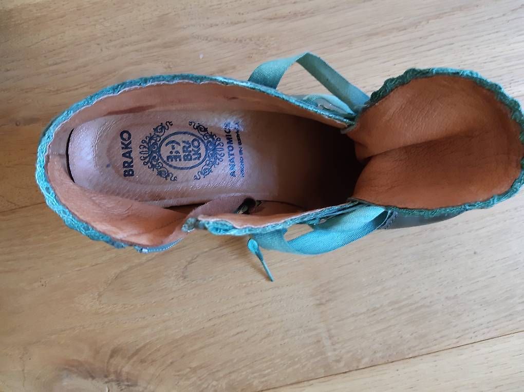 Scarpe da donna: Wunderschöne Lederschuhe – Usato da Obernau venduto da cl9re4no18 3