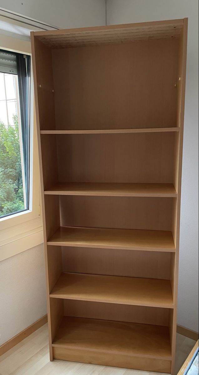 Scaffali: Bücherregal  5 Fächer guter Zustand – Usato da Luzern venduto da Laakea