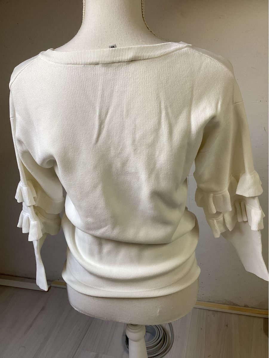 Morgan Maglioni & Felpe: Morgan Pullover in Weiss mit Rüschen - Grösse XS – Usato da Steckborn venduto da smilla70 1
