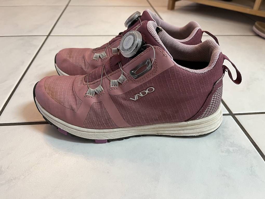 Scarpe per ragazze: Vado GoreTex halb hoch Schuhe 36 – Usato da Oberrieden venduto da Fige11 1