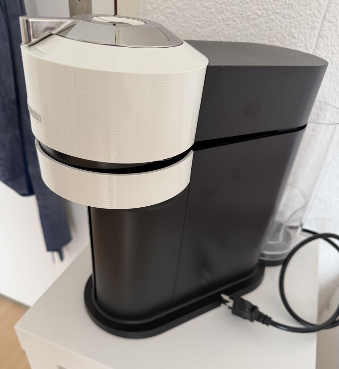 Nespresso Macchine per caffè & Macchine per espresso: Nesspresso Vertuo Next – Usato da Bremgarten AG venduto da est_9n9l 2