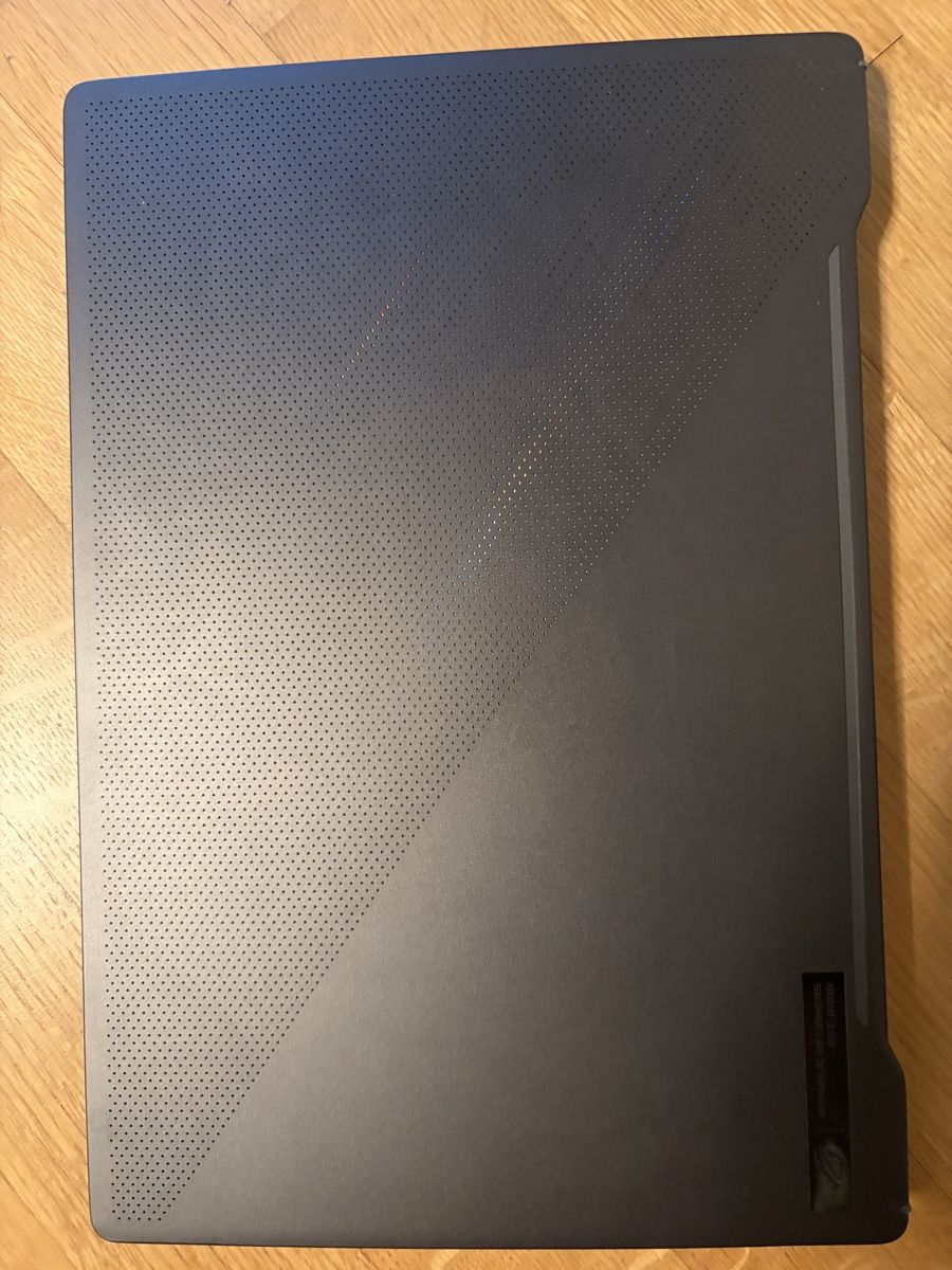 Asus Notebooks: ASUS ROG Zephyrus G14 14" Gaming Laptop – Gebraucht aus Forch von senson 3