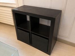 Schwarzes IKEA Regal / Sideboard 80 × 80 × 45 cm