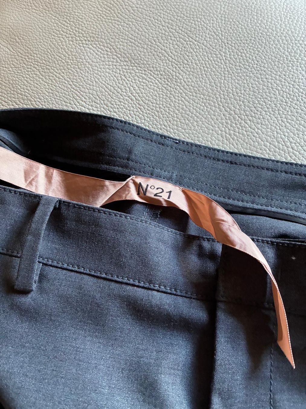 Pantaloni: N 21 – Usato da Rümlang venduto da har_z6qv 6