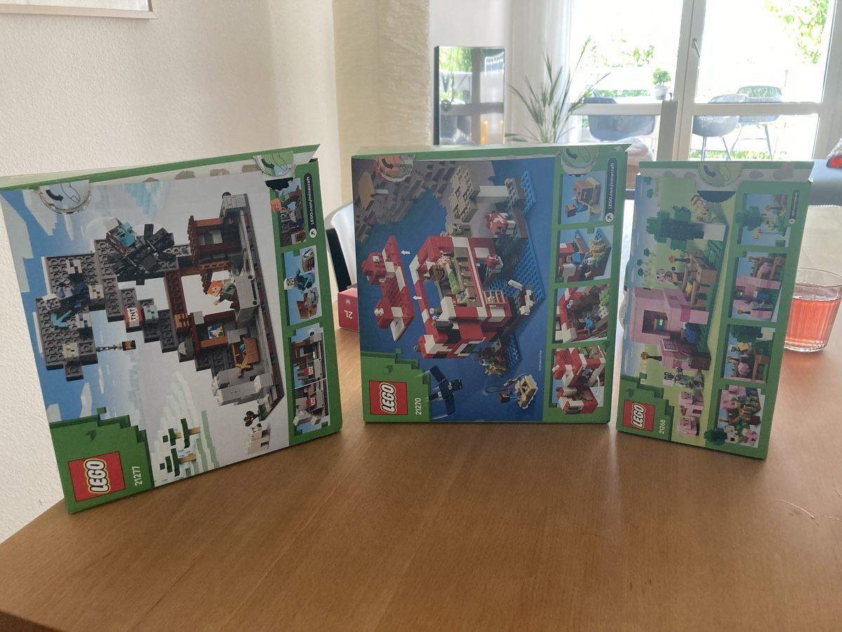Lego Kit di costruzioni: Opened Lego Minecraft set 95% complete – Usato da St. Gallen venduto da Parrotb 1