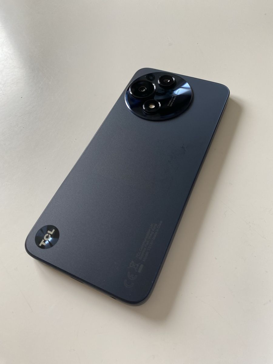 Telefoni cellulari / Smartphones: TCL 60R 5G, 128GB - neu – Usato da Zürich venduto da Sere.05 2