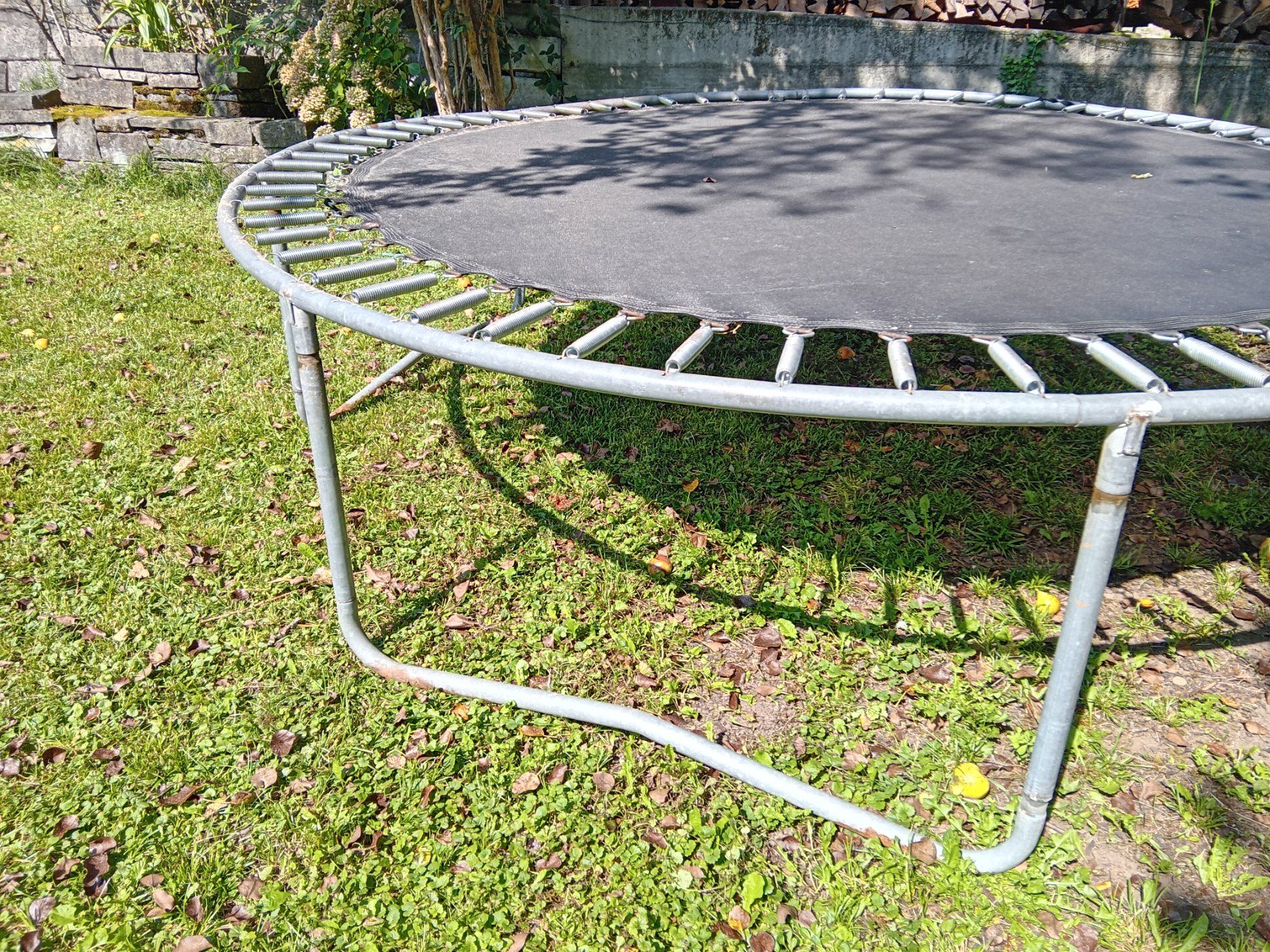 Trampolini: Gartentrampolin Durchmesser 3m – Usato da Rüthi (Rheintal) venduto da titlis07 6