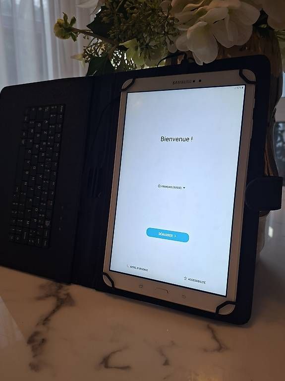 Samsung Tablet PC: Tablette Samsung A6 avec clavier – Usato da Chavannes-Renens venduto da Mfora 1