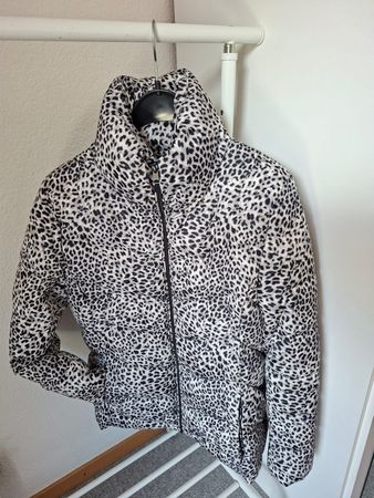 Winterjacke aus Florenz Gr.40/42 NEU