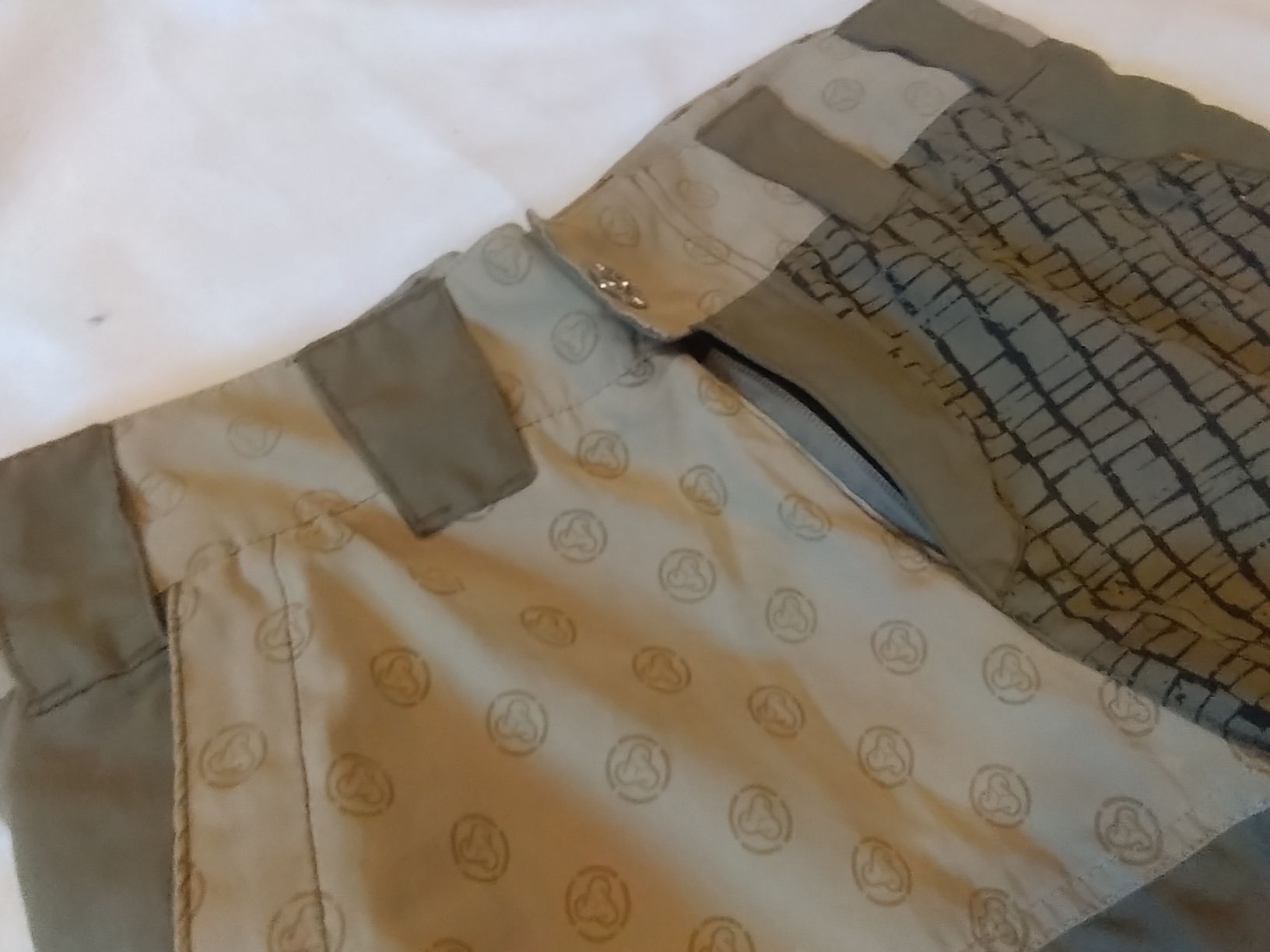 Pantaloni: Short VTT Sombrío Taille L – Usato da Farvagny-le-Grand venduto da LaCaverne 3