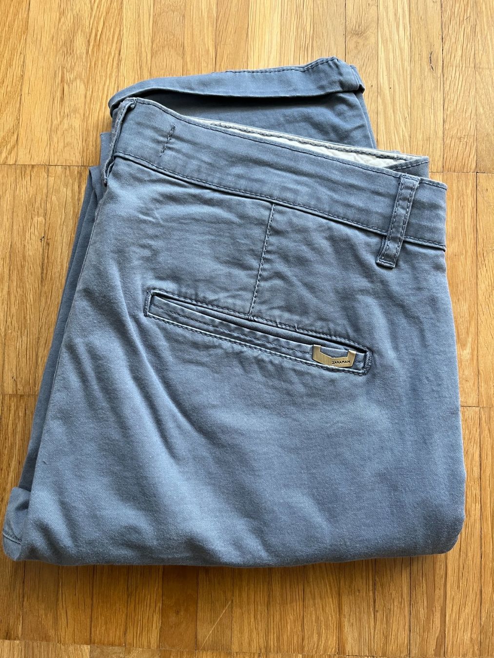 Zara Hosen: Chinos von Zara Grösse 40 – Gebraucht aus Basel von iSwissFox 1